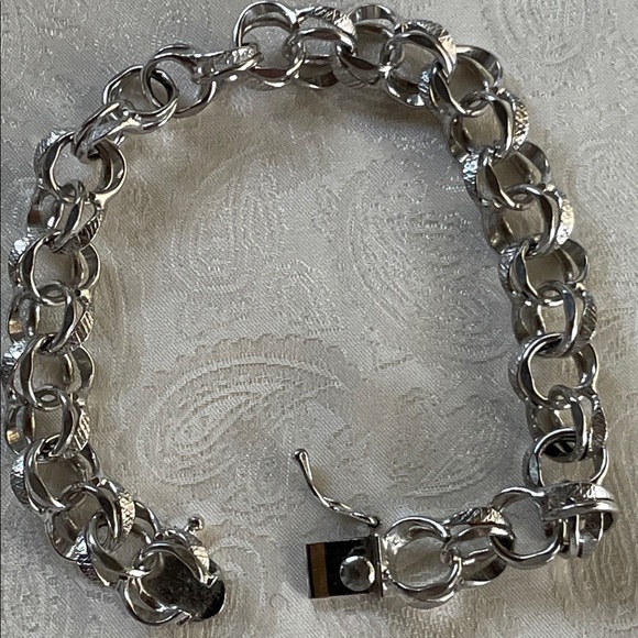 Sterling Silver Braided Chain bracelet - Picture 11 of 11